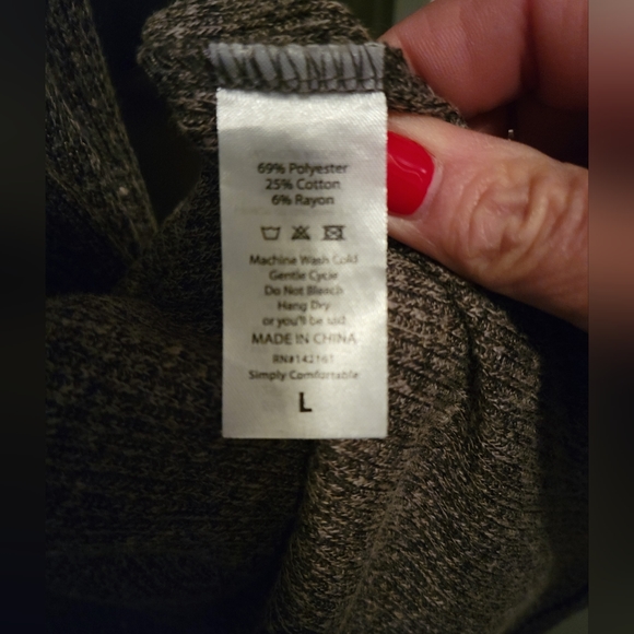 LaluRue Cardigan - Picture 3 of 4